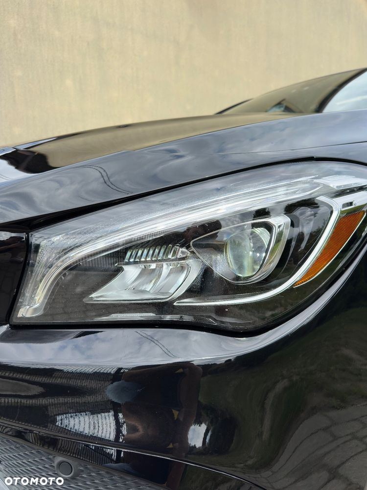 Mercedes-Benz CLA 250 4Matic 7G-DCT AMG Line - 9