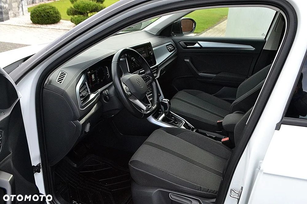 Volkswagen T-Roc 1.5 TSI OPF DSG ACTIVE - 13