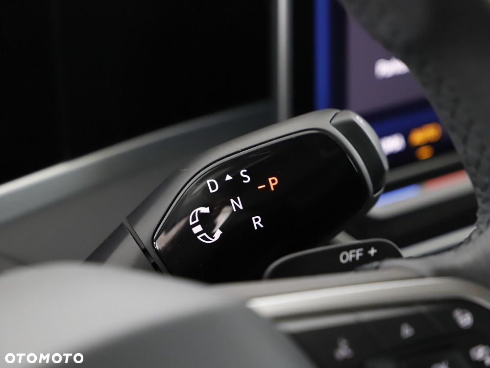 Volkswagen Passat Variant 2.0 TDI EVO Elegance DSG - 22