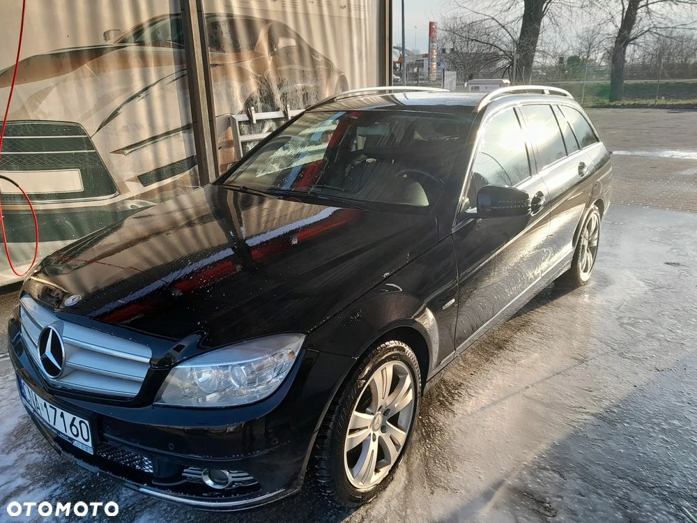 Mercedes-Benz Klasa C 180 CGI Automatik BlueEFFICIENCY Avantgarde - 1