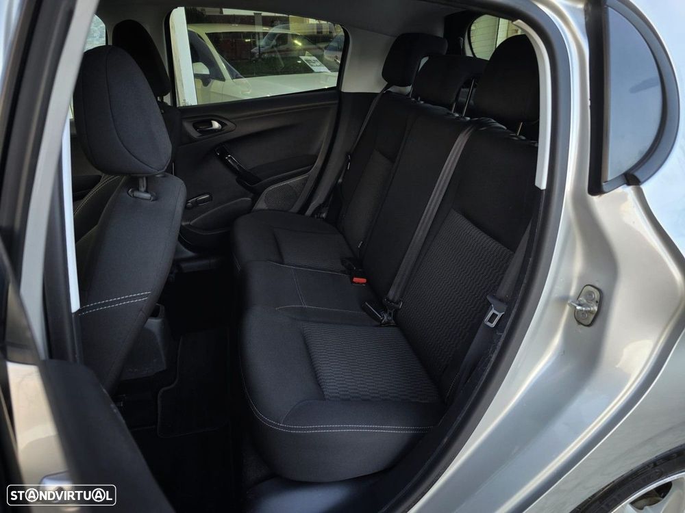 Peugeot 208 1.6 BlueHDi Style - 8