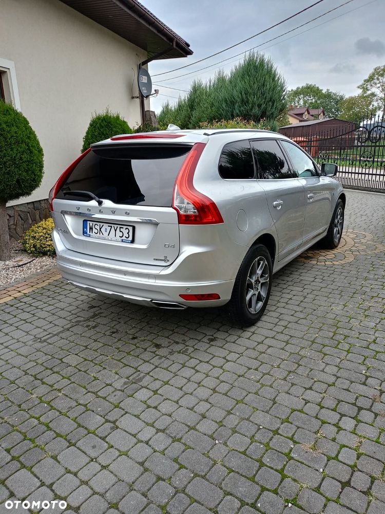 Volvo XC 60 D4 Drive-E Ocean Race - 3