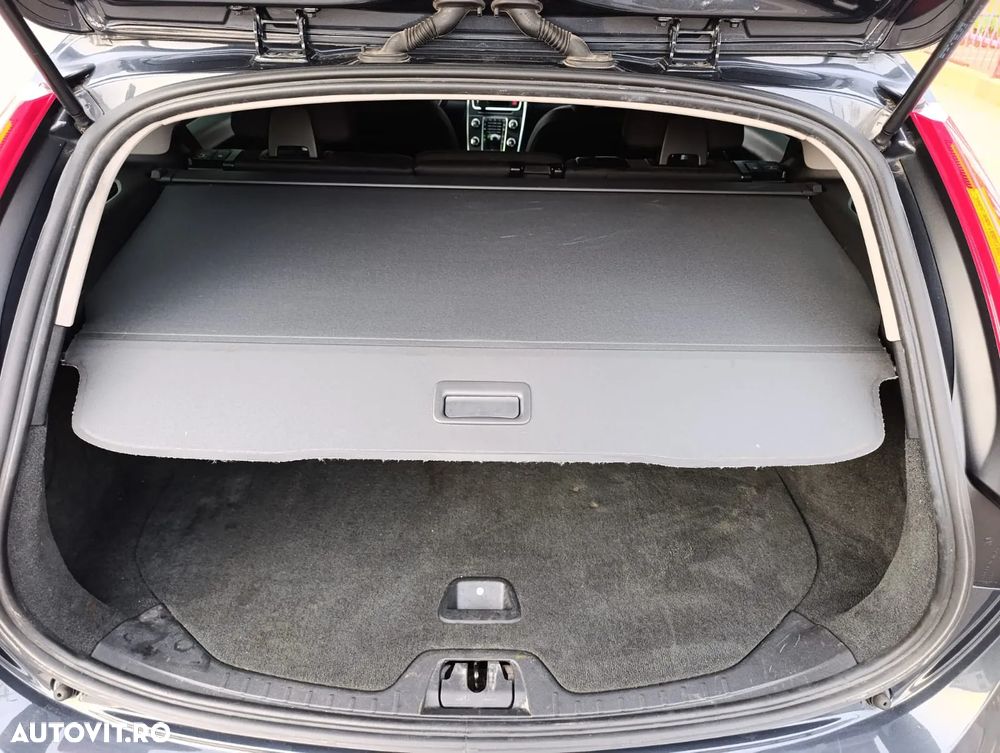 Volvo V60 D2 - 34