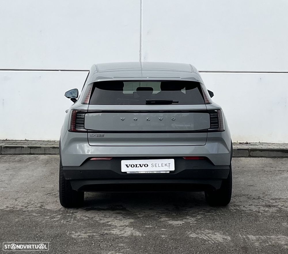 Volvo EX30 69 kWh Single Motor Extended Range Core - 12