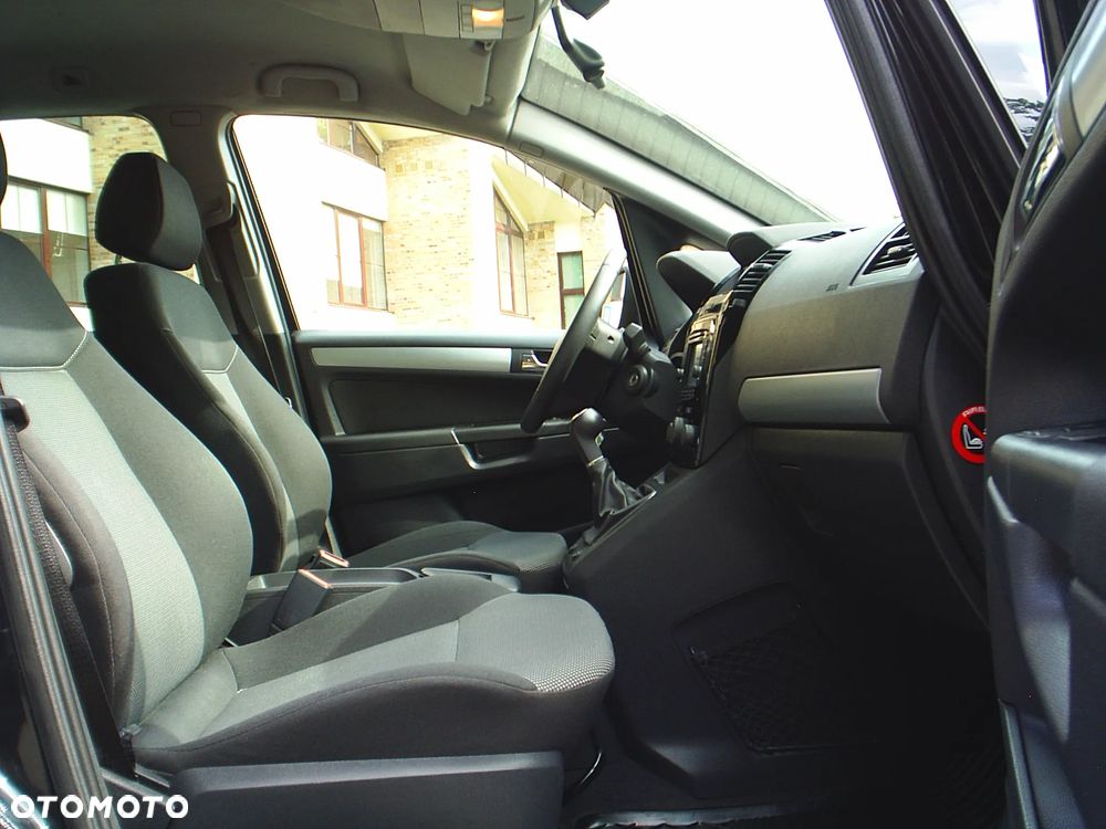 Opel Zafira 1.8 Design Edition - 13
