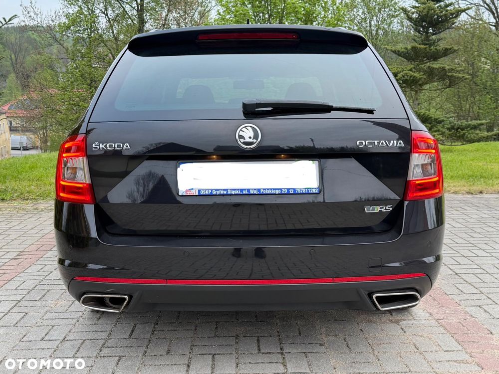Skoda Octavia 2.0 TDI RS - 14