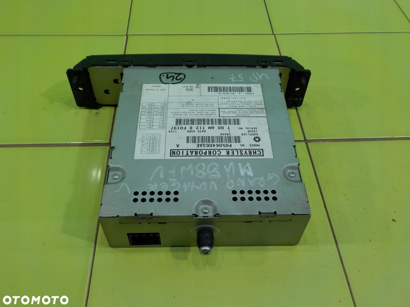 GRAND VOYAGER V 2.8 CRD AUT 08r 5D radio CD P05064063AE - 2