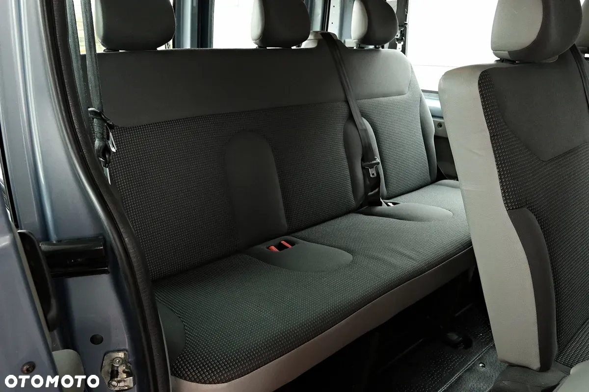 Opel Vivaro - 29