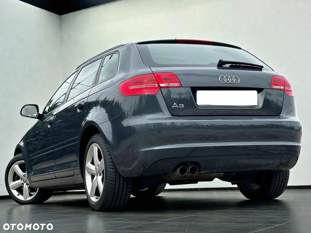 Audi A3 Sportback - 14