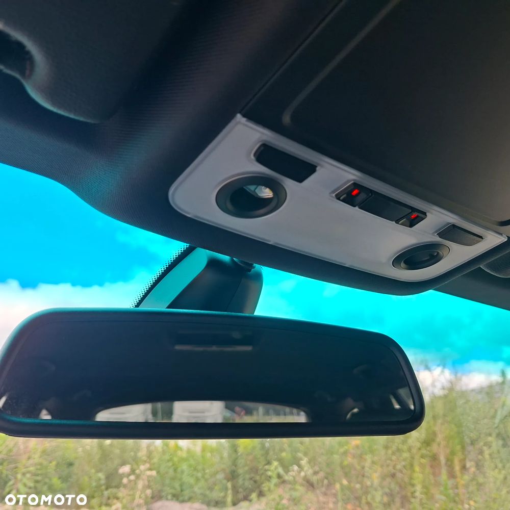 BMW Seria 3 325i xDrive - 25