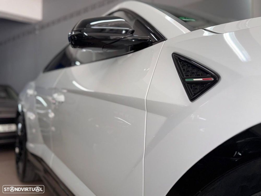 Lamborghini Urus 4.0 V8 - 29