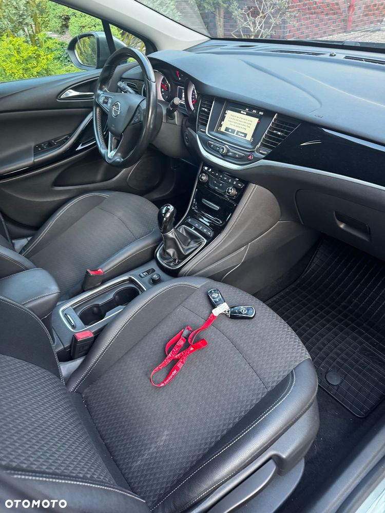 Opel Astra 1.6 CDTI Elite S&S - 20