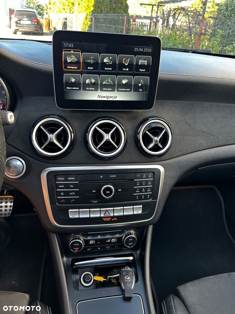 Mercedes-Benz CLA 220 d 7G-DCT Peak Edition - 28