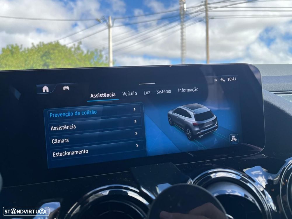 Mercedes-Benz GLA 180 d Progressive - 10