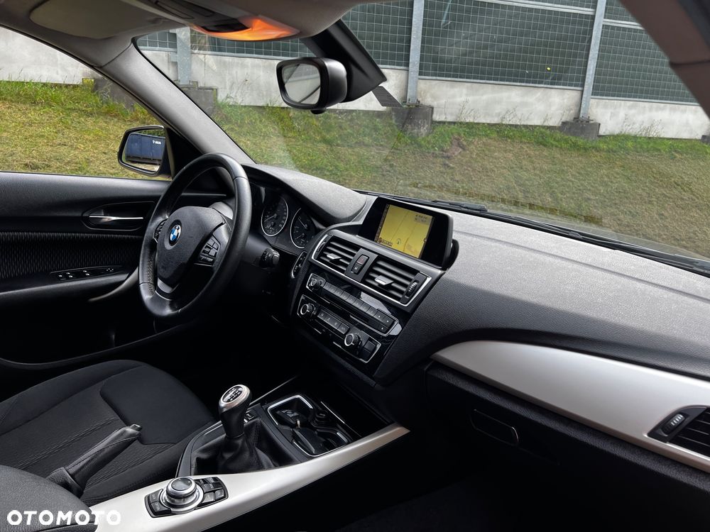 BMW Seria 1 116d - 5