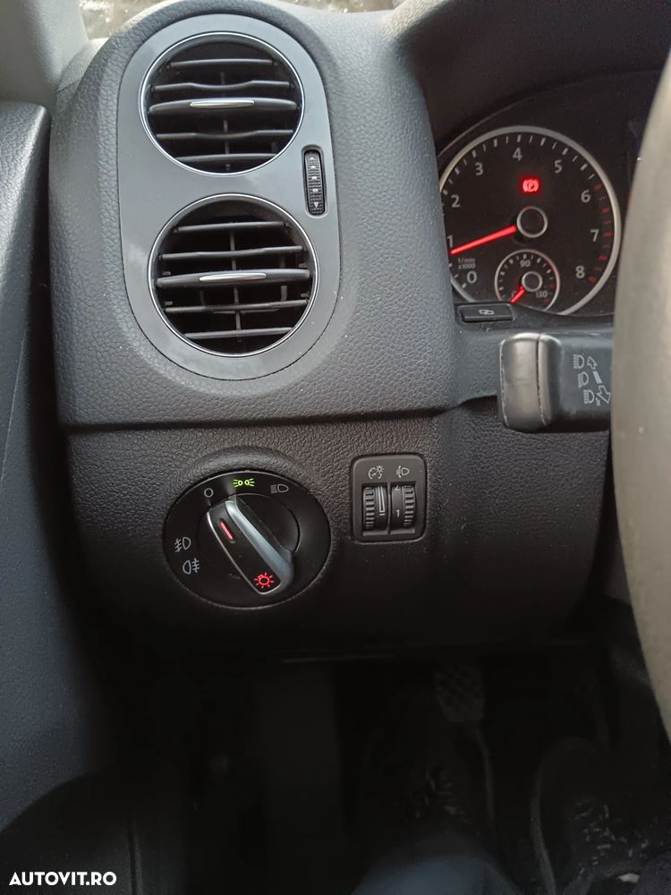 Volkswagen Tiguan 1.4 TSI 4Motion Trend & Fun - 9