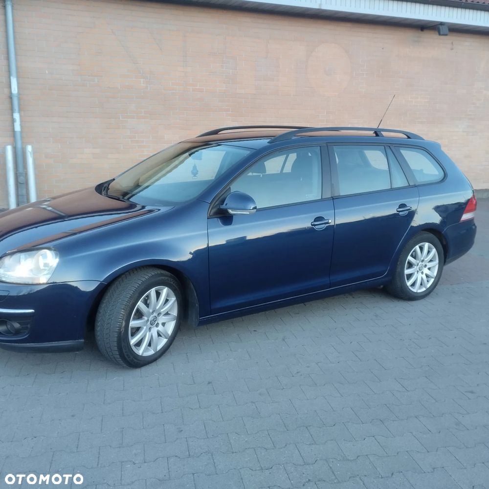 Volkswagen Golf 1.6 Trendline - 1