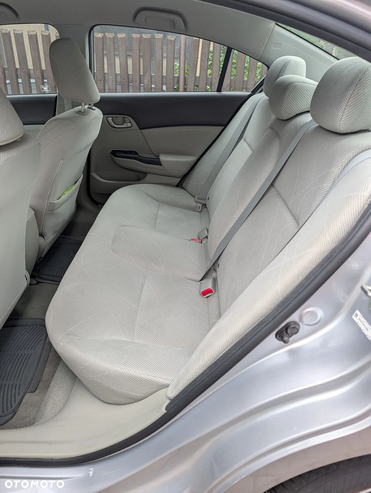 Honda Civic 1.8 Comfort - 16