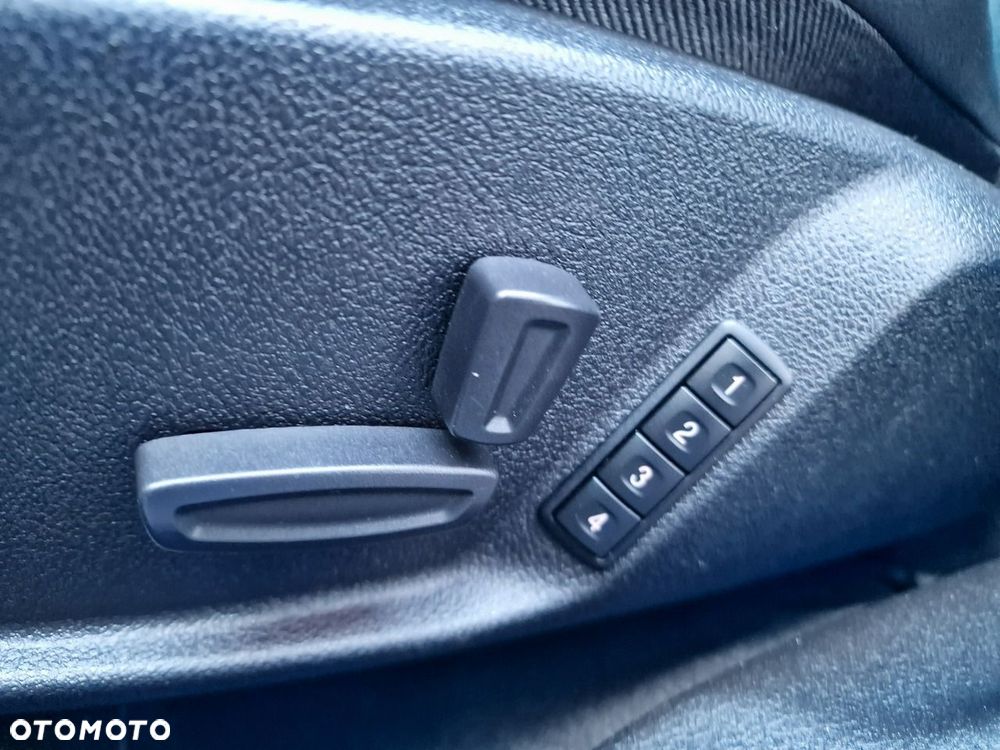 Ford Mondeo - 18