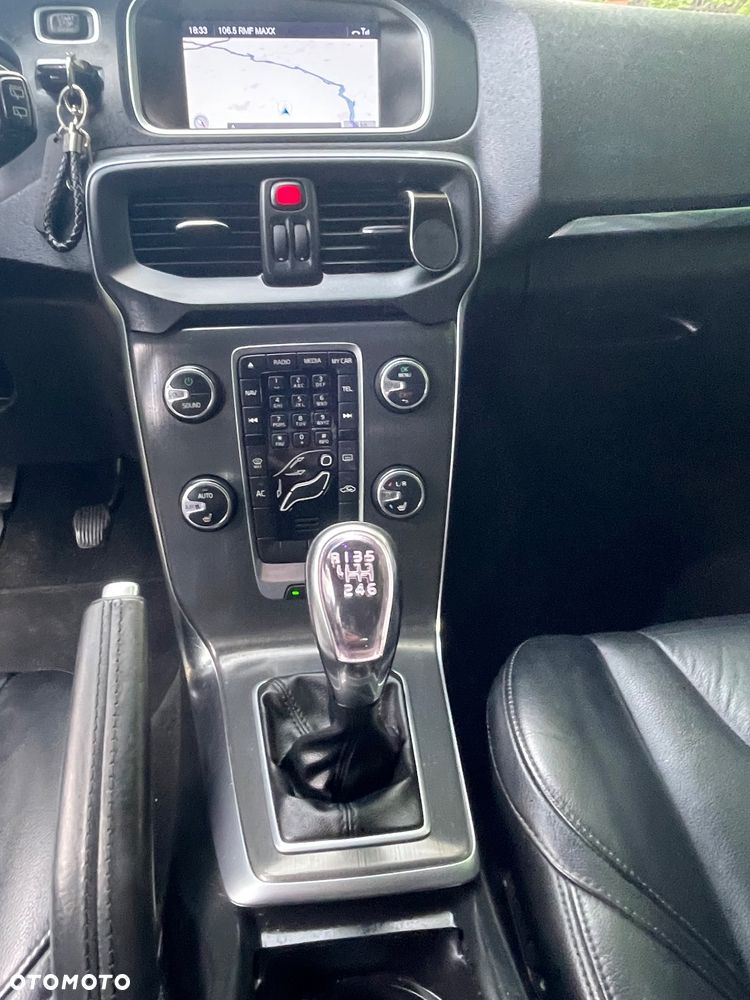 Volvo V40 - 21