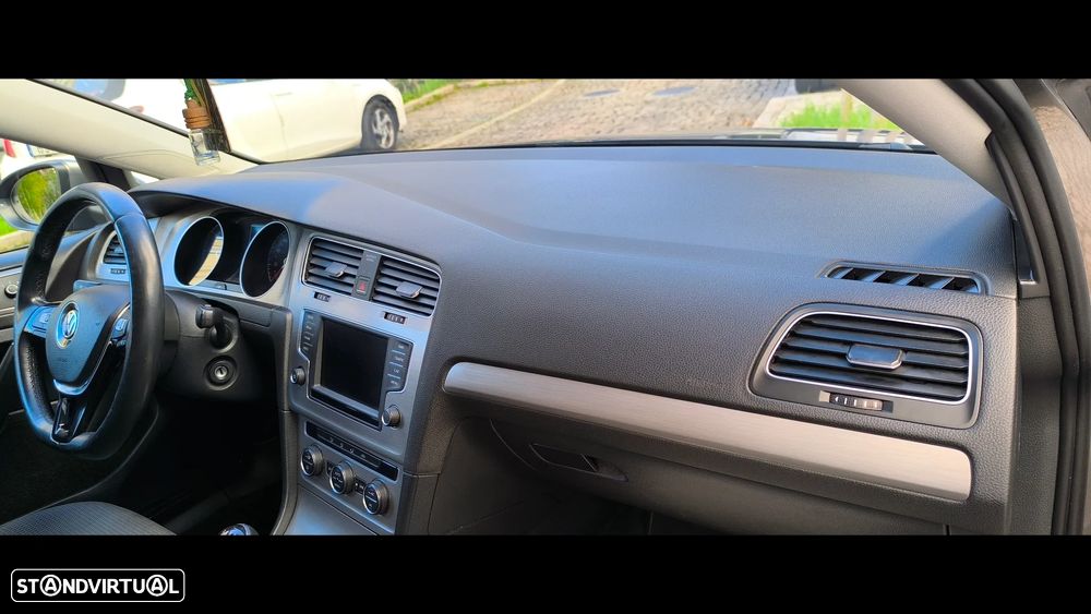 VW Golf Variant 1.6 TDi GPS Edition - 8