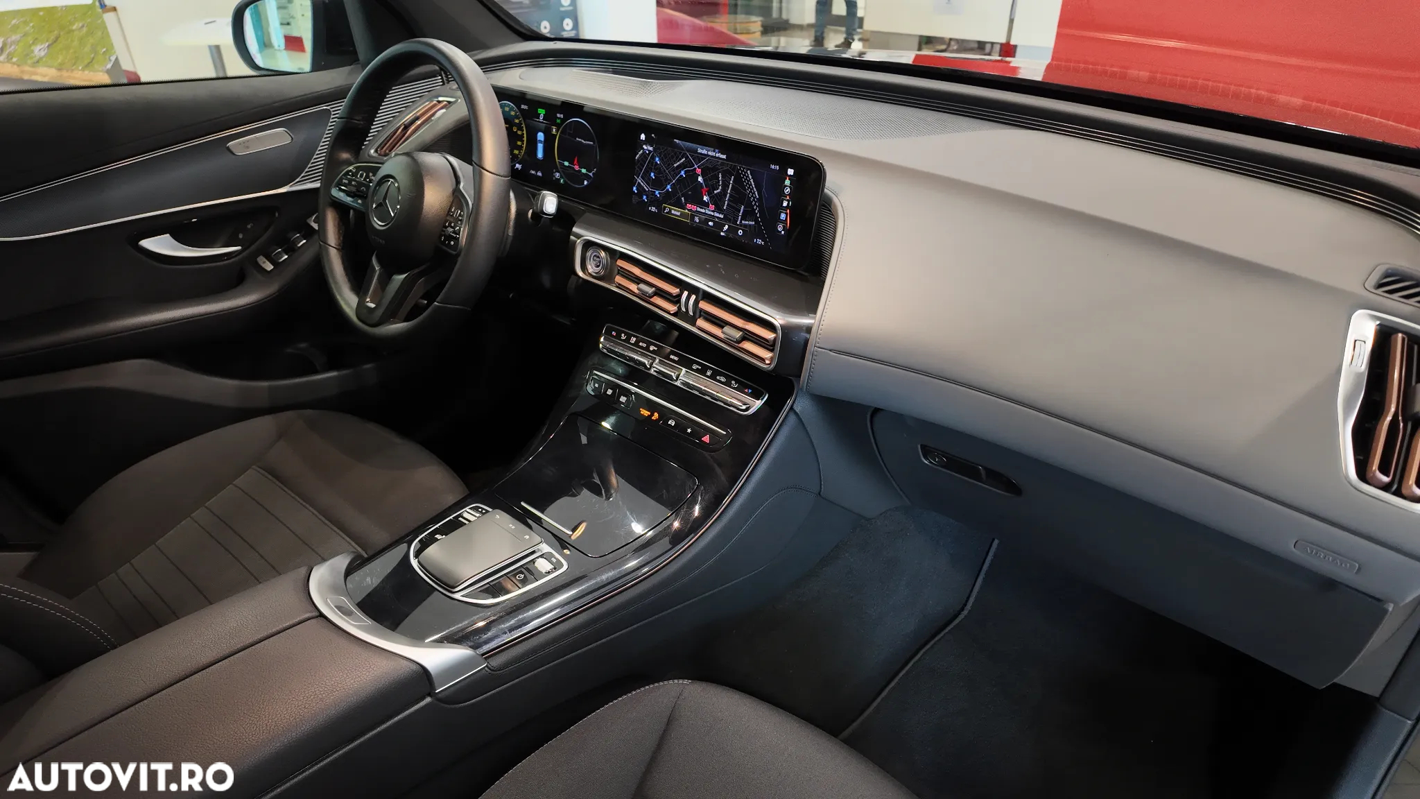 Mercedes-Benz EQC 400 4MATIC - 16