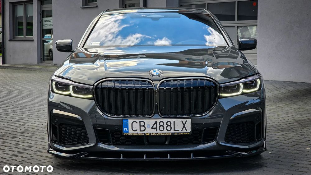 BMW Seria 7 - 33
