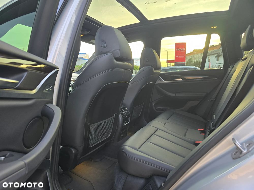 BMW X3 xDrive30i GPF Luxury Line - 30