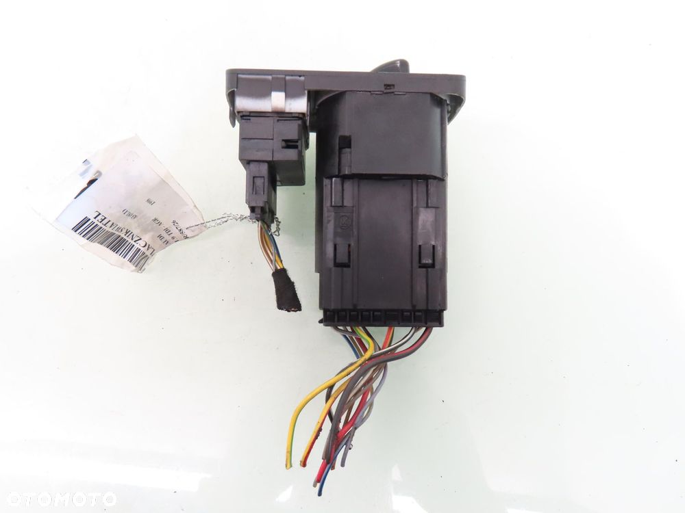 WŁĄCZNIK ŚWIATEŁ AUDI A3 (8L1) 8L1941531E - 5