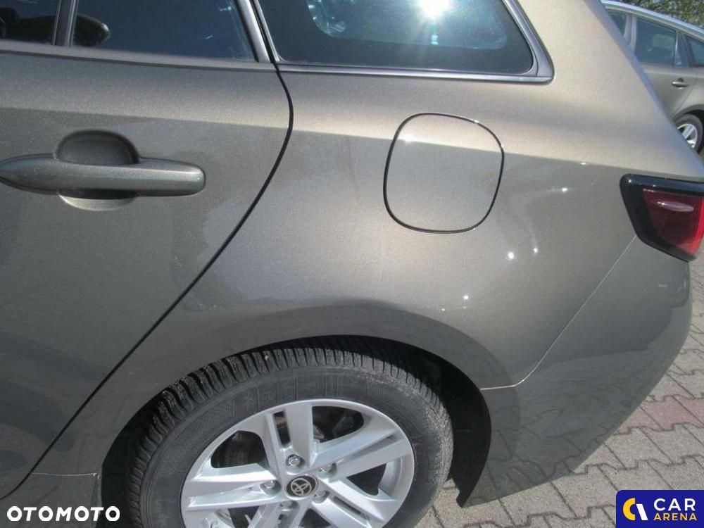 Toyota Corolla - 30
