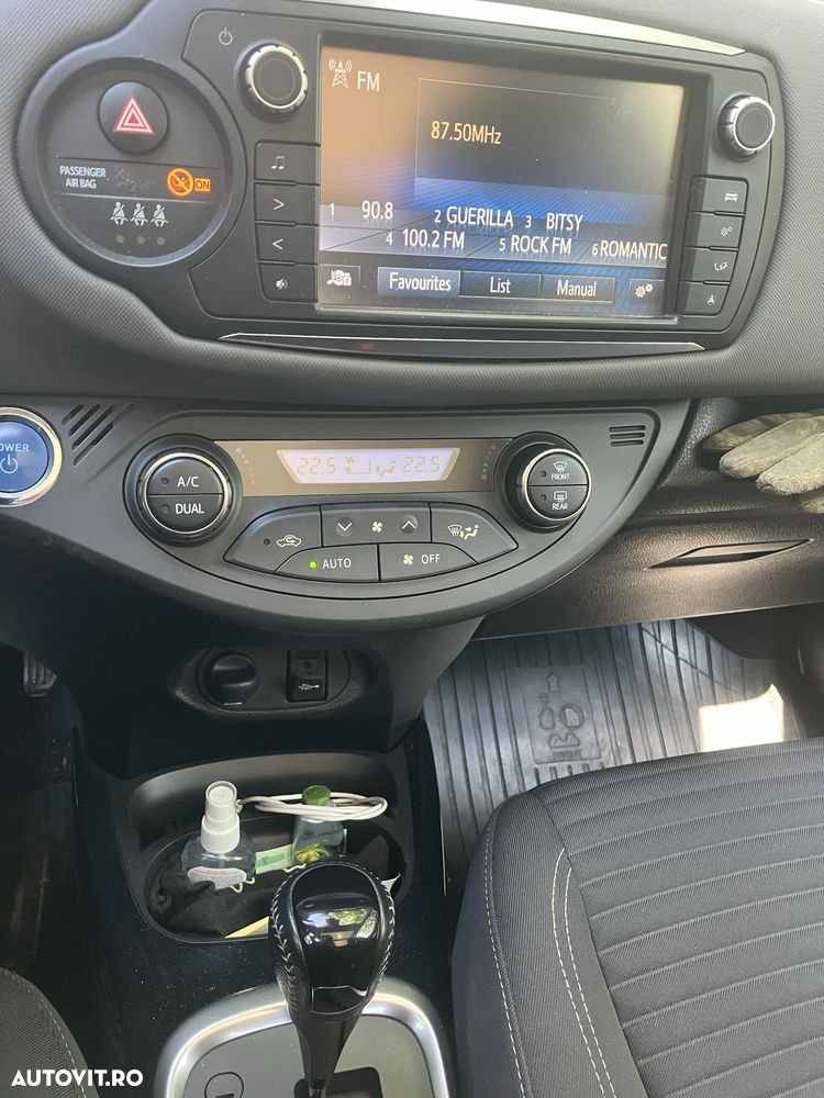 Toyota Yaris - 2
