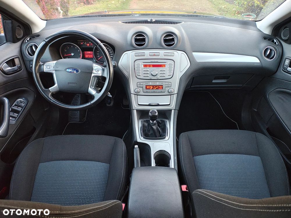 Ford Mondeo - 11