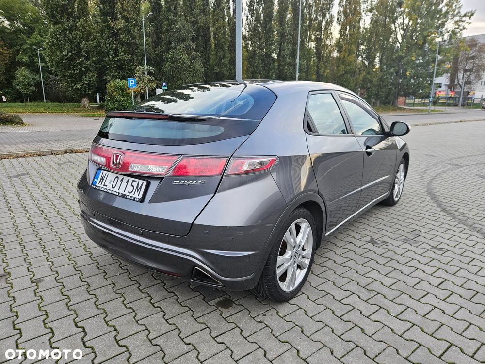 Honda Civic 1.8 Executive - 5