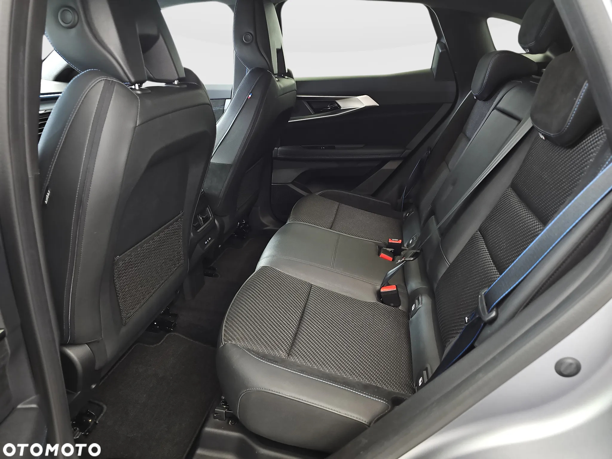 Renault Austral 1.2 E-Tech Full Hybrid 200 Iconic esprit Alpine MMT - 31