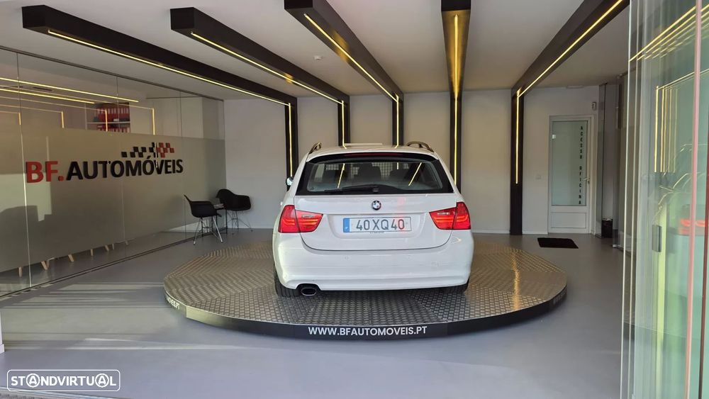 BMW 318 d Sport - 17