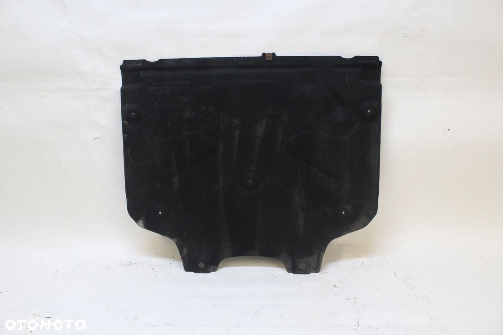 Audi A4 B9 osłona podwozia 8W0863822B