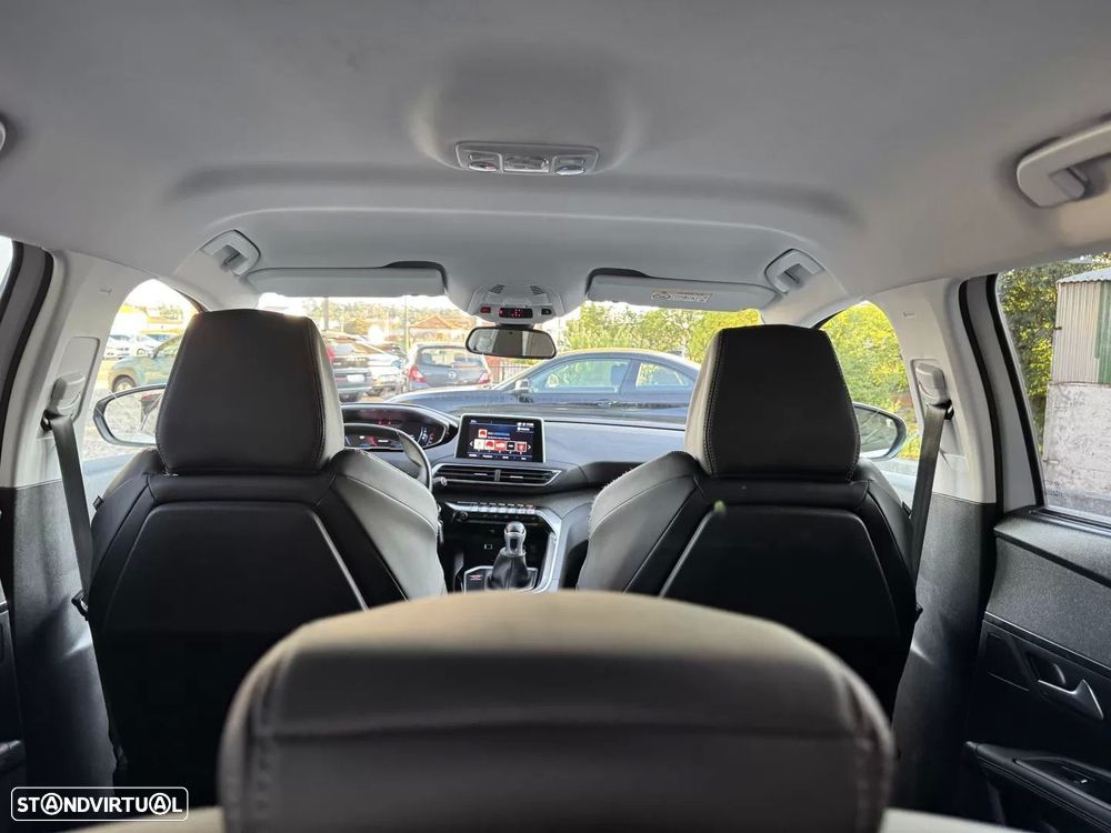 Peugeot 5008 1.6 BlueHDi Allure - 17