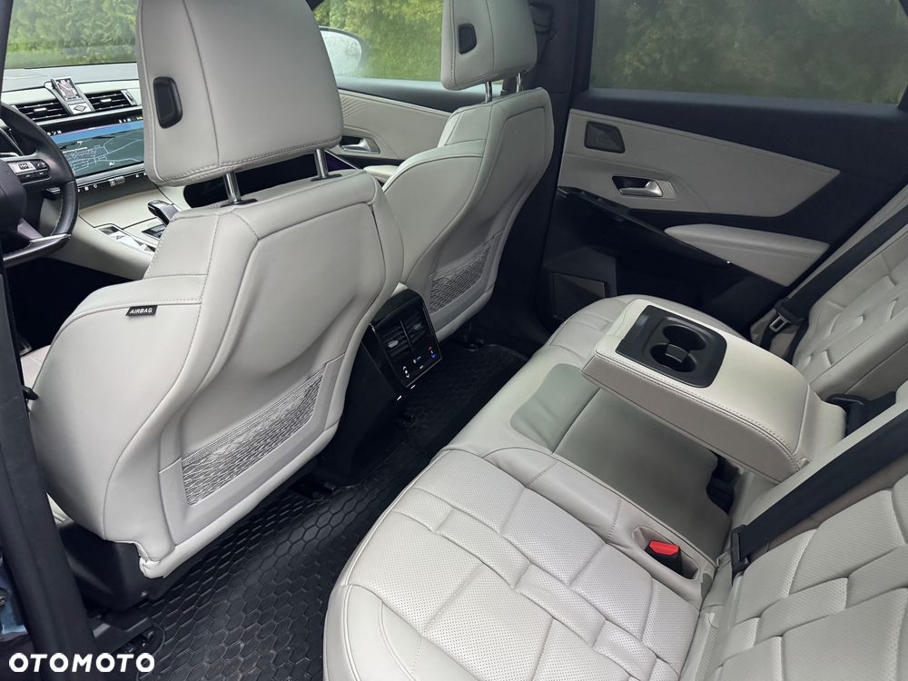 DS Automobiles DS 7 Crossback - 11