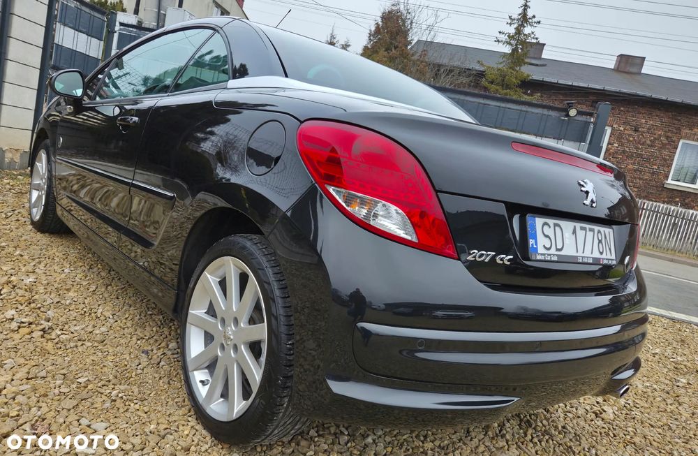 Peugeot 207 CC 120 VTi Roland Garros - 11