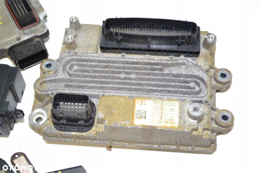 MERCEDES ACTROS MP4 STEROWNIK SILNIKA ZESTAW DO ODPALENIA A0324486635 - 2
