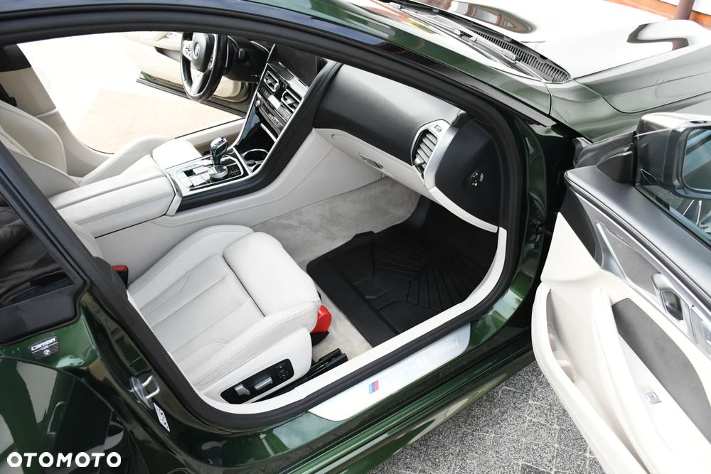 BMW Seria 8 M850i xDrive - 19
