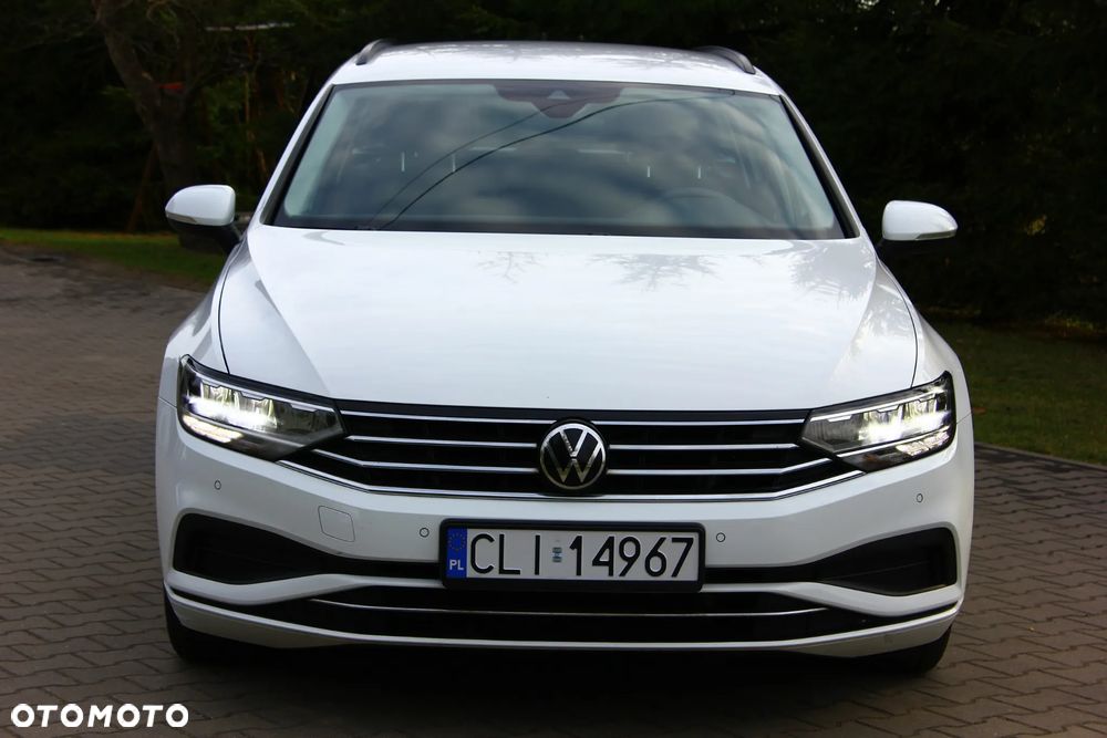 Volkswagen Passat 2.0 TDI SCR DSG Business - 23