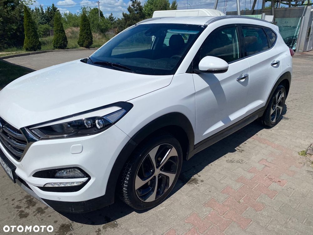 Hyundai Tucson - 2