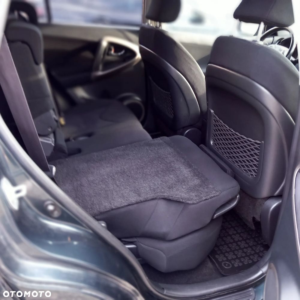 Toyota RAV4 2.2 D-CAT 4x4 Executive - 9