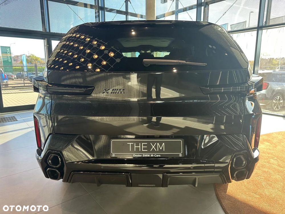 BMW XM - 5