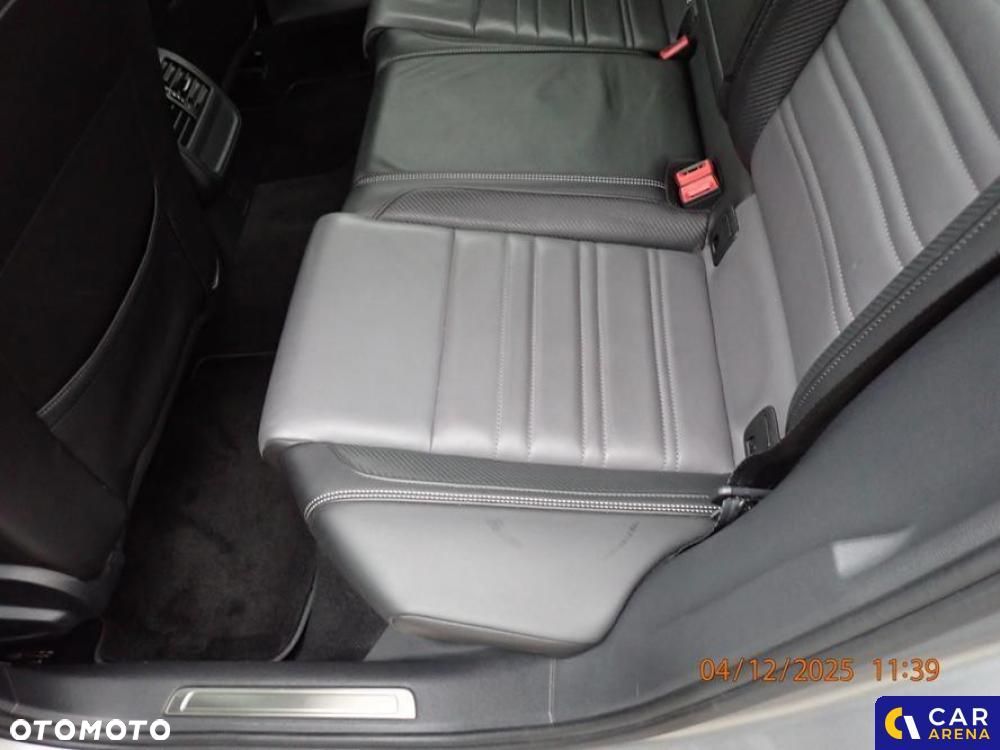 Volkswagen Passat - 20