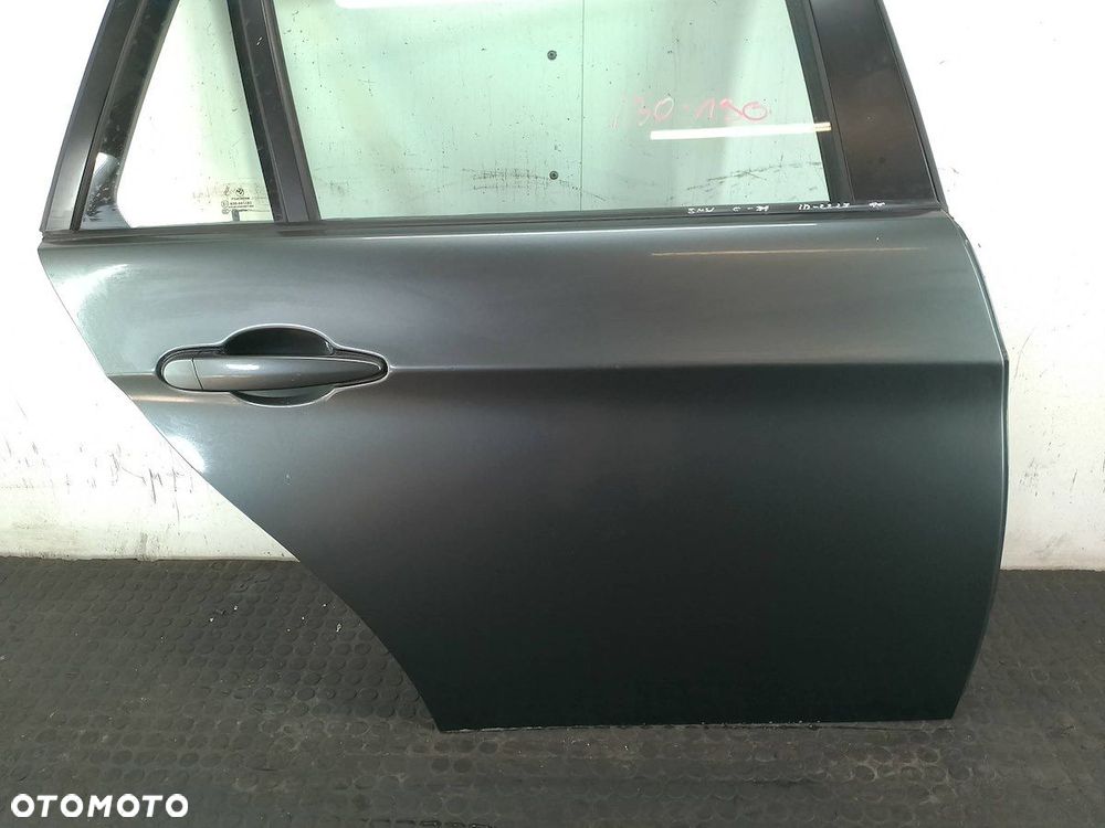 DRZWI TYŁ PRAWY  BMW E91 A81/6 KOMBI - 2