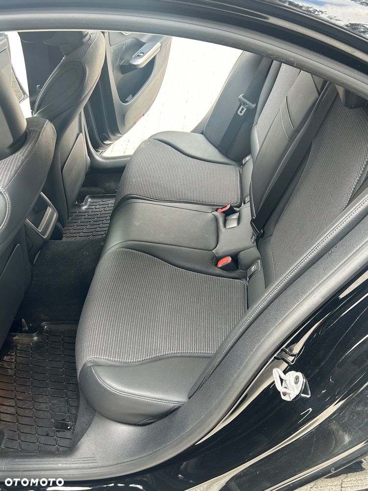 Mercedes-Benz Klasa C - 16