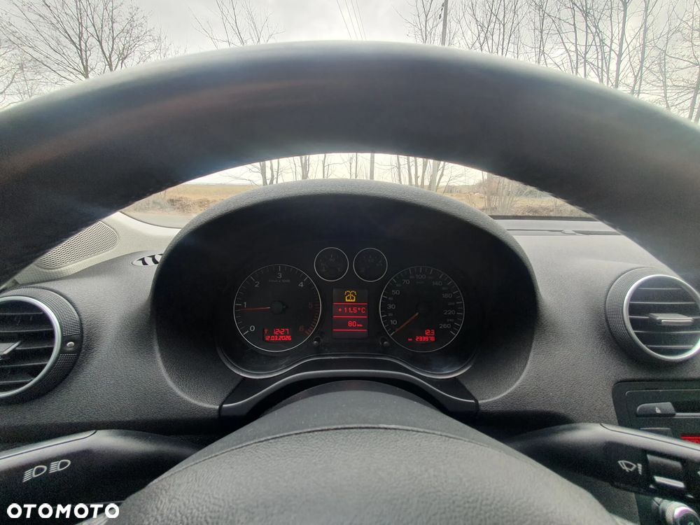 Audi A3 Sportback 2.0 TDI Ambition - 12