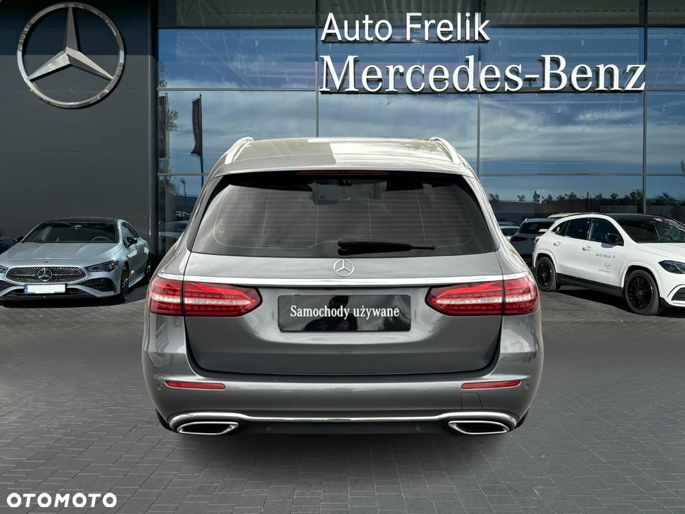 Mercedes-Benz Klasa E 200 d T 9G-TRONIC AMG Line - 4
